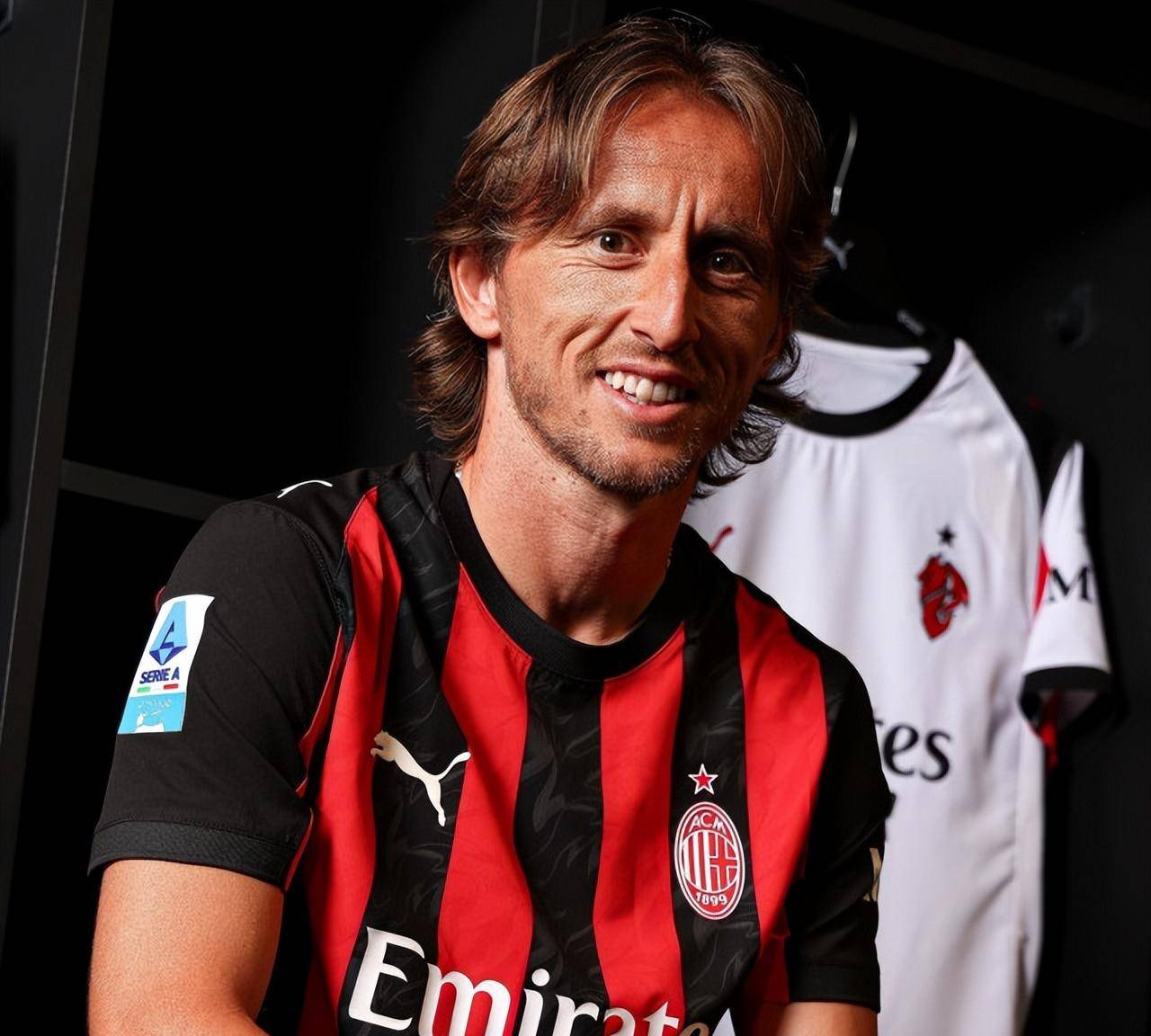 详解棒球规则中的观众干预比赛判定